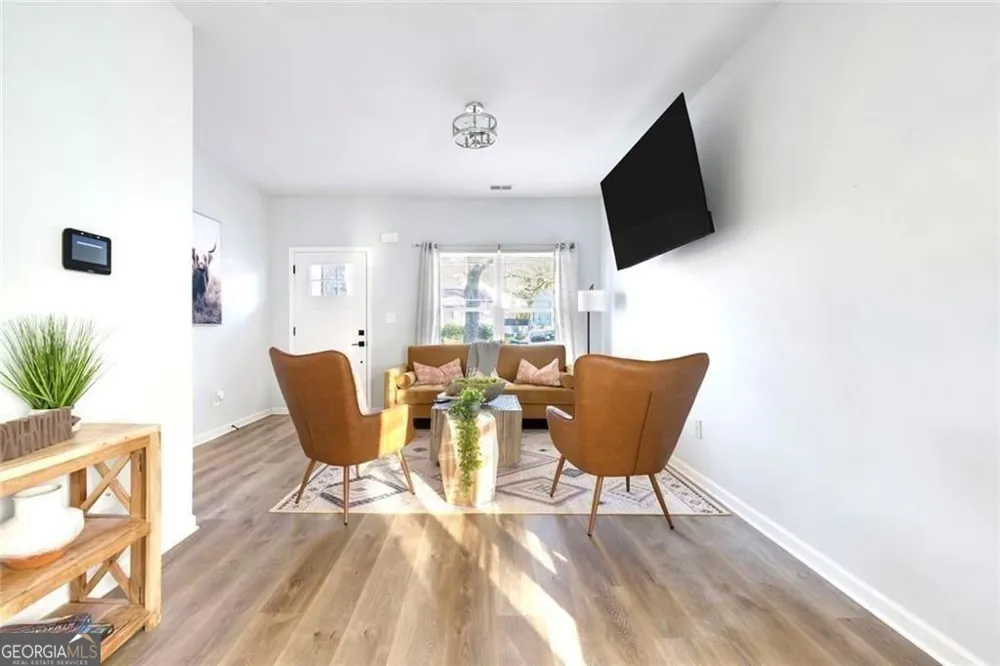 56 Holly RD Atlanta, GA 30314