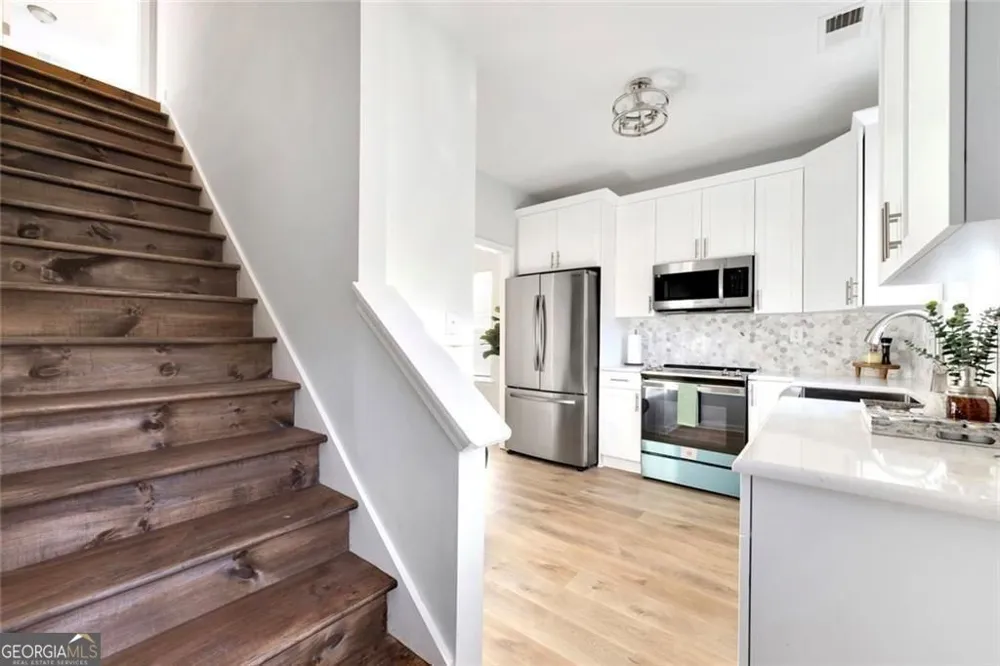 56 Holly RD Atlanta, GA 30314
