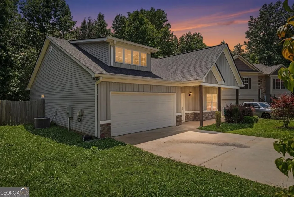 785 Dawn PL Alto, GA 30510
