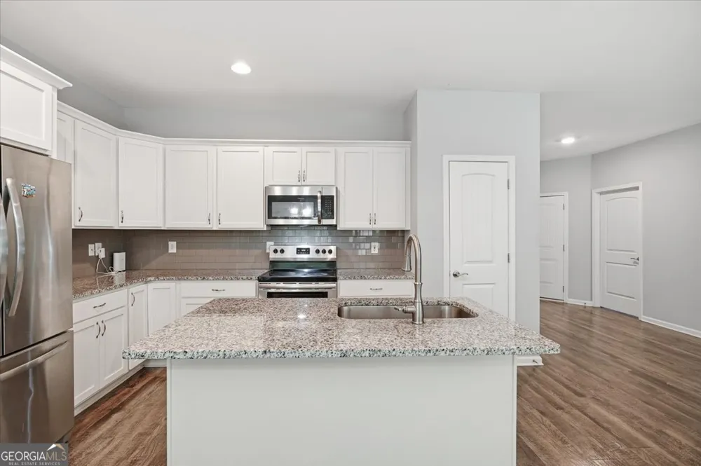 785 Dawn PL Alto, GA 30510