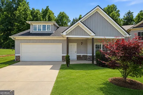 785 Dawn PL