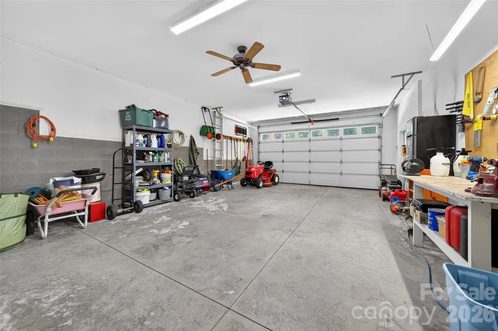 3574 Live Oaks Avenue Terrell, NC 28682