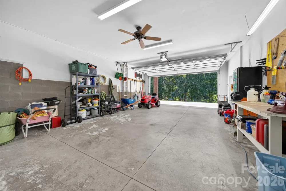 3574 Live Oaks Avenue Terrell, NC 28682