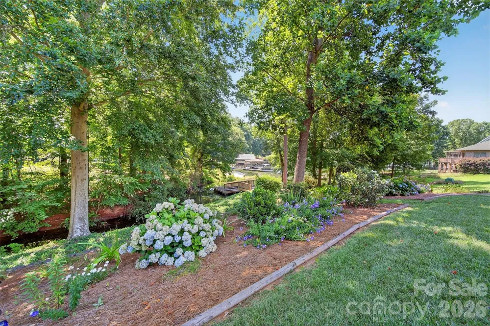 3574 Live Oaks Avenue Terrell, NC 28682