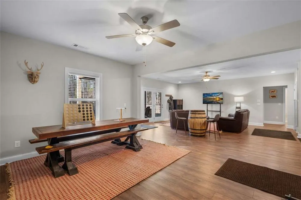 218 Oak Wood Lane Ellijay, GA 30540