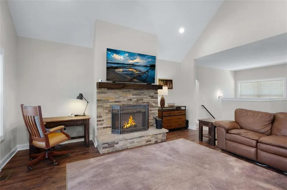 218 Oak Wood Lane Ellijay, GA 30540