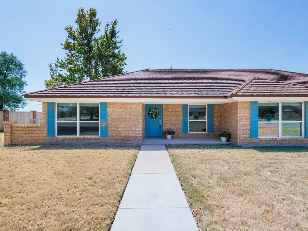 1301 Hillcrest Street Coleman, TX 76834