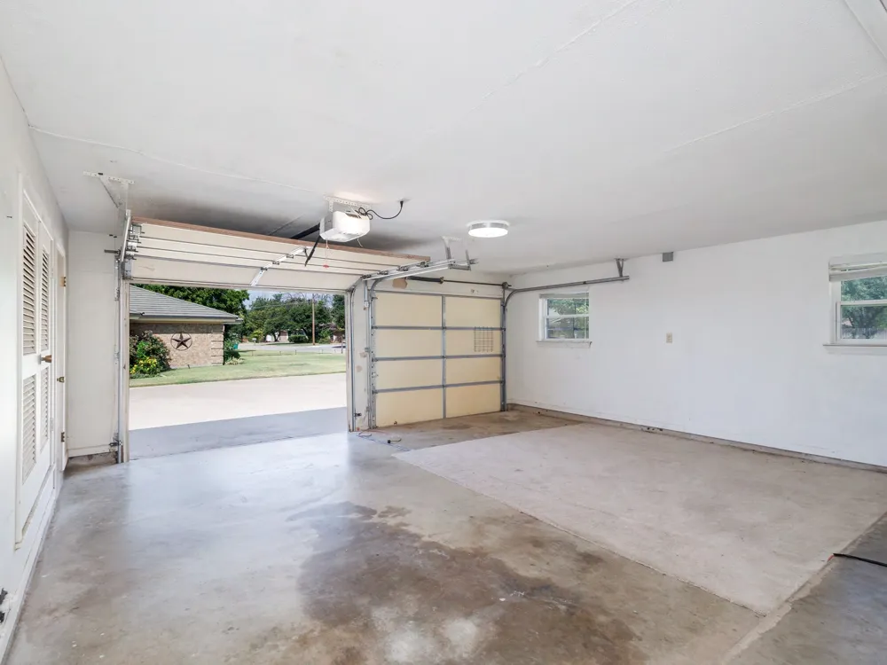 1301 Hillcrest Street Coleman, TX 76834