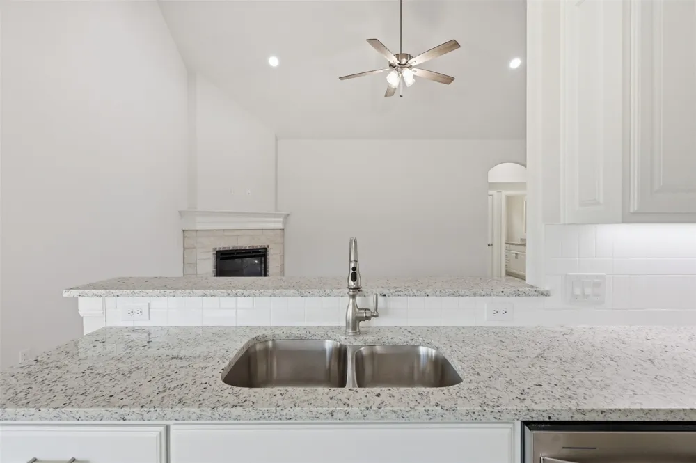 816 Haley Street Springtown, TX 76082