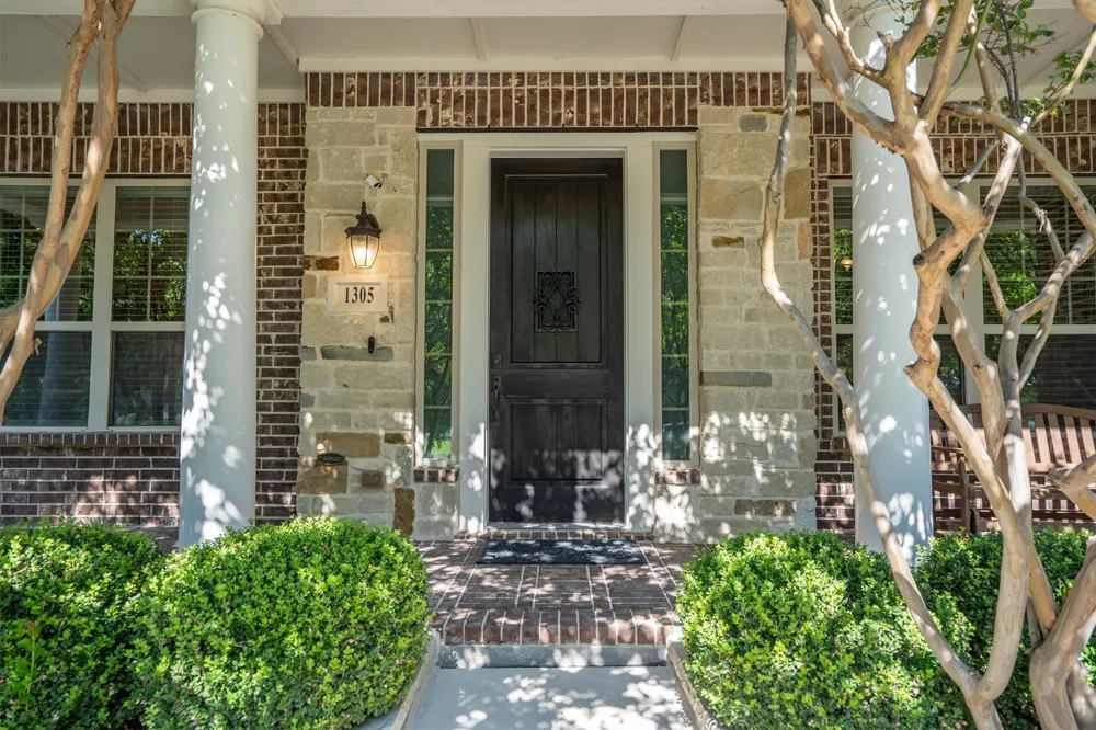 1305 5th Street Argyle, TX 76226