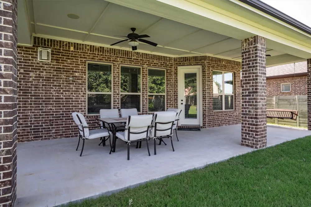 1305 5th Street Argyle, TX 76226