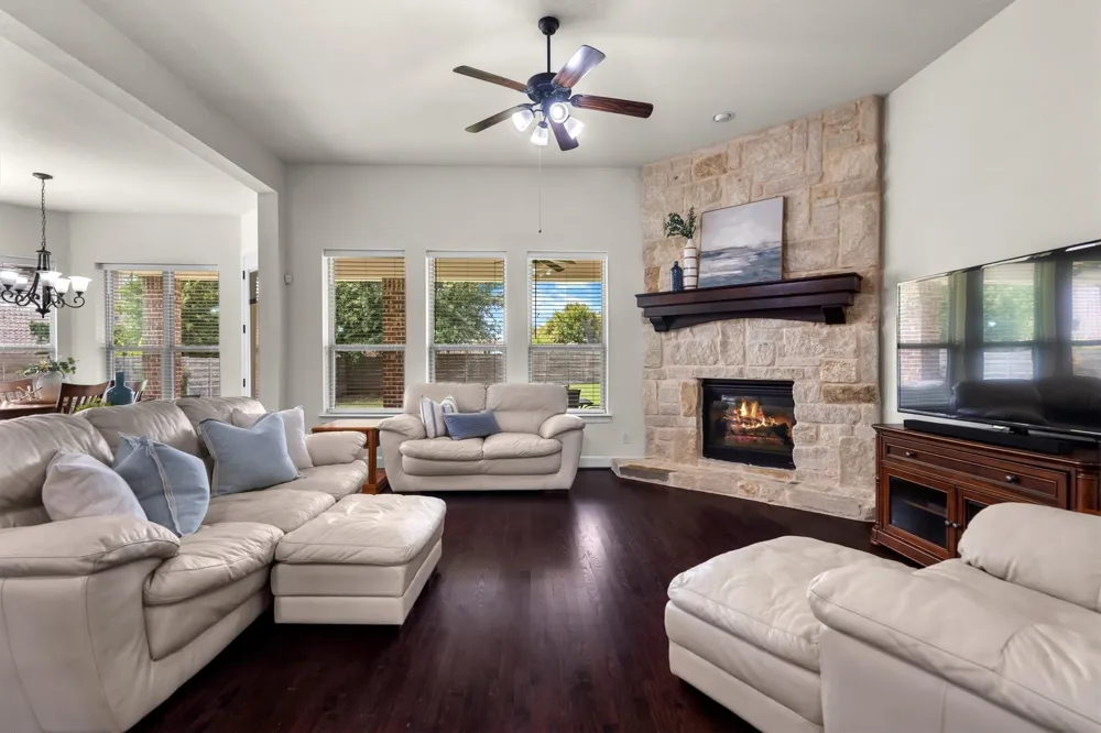 1305 5th Street Argyle, TX 76226