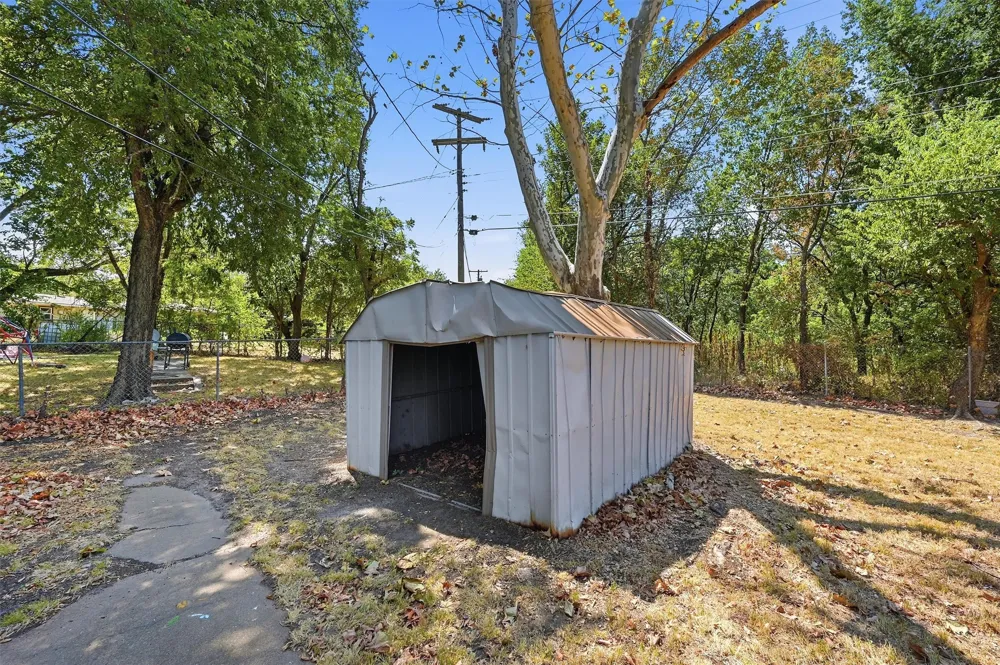 13 MacArthur Drive Denison, TX 75020