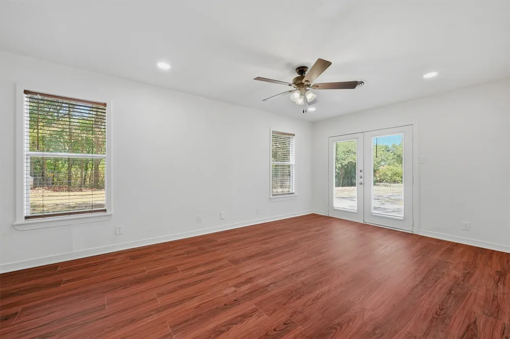 13 MacArthur Drive Denison, TX 75020