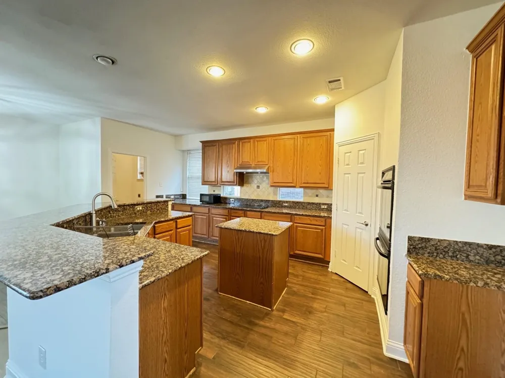 4531 Oak Shores Drive Plano, TX 75024