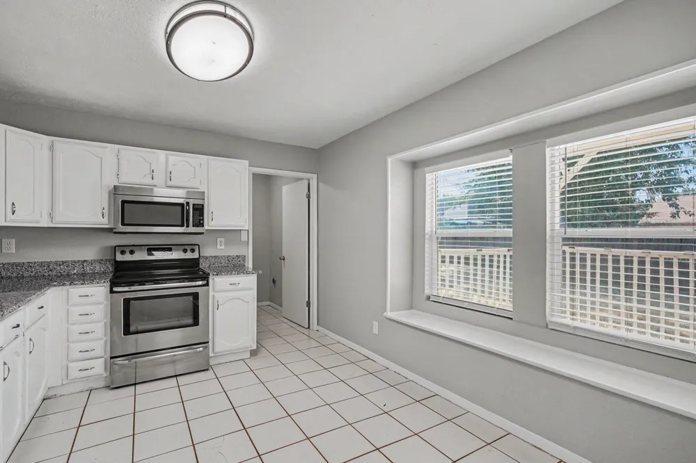 7116 Blackberry Drive Arlington, TX 76016