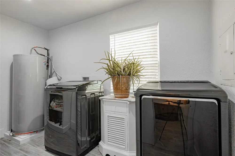 347 Quail Creek Circle Pottsboro, TX 75076