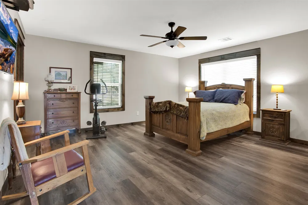 21 Bluegill Road Pottsboro, TX 75076