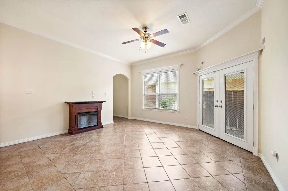 912 Sweet Pine Drive Katy, TX 77450