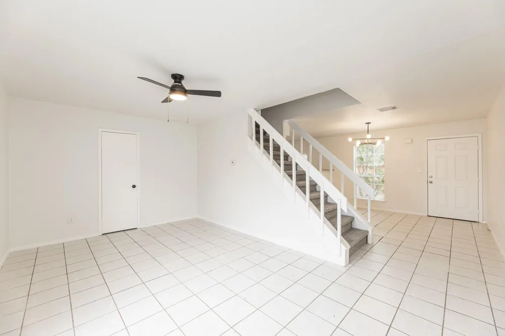 1902 Avenue B Katy, TX 77493