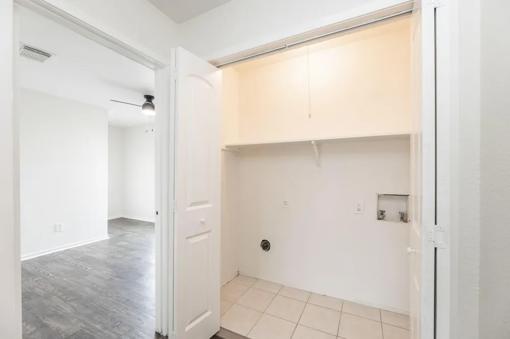 1902 Avenue B Katy, TX 77493