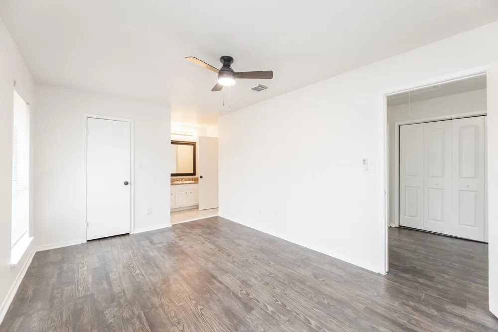 1902 Avenue B Katy, TX 77493