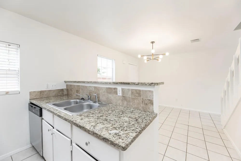 1902 Avenue B Katy, TX 77493