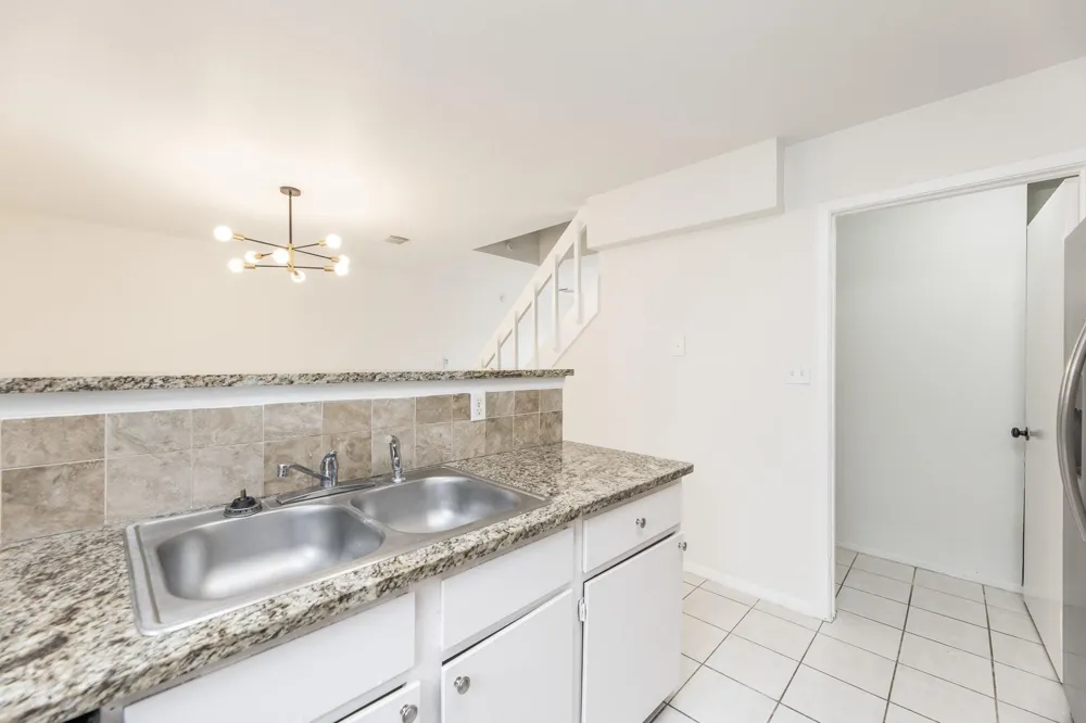 1902 Avenue B Katy, TX 77493