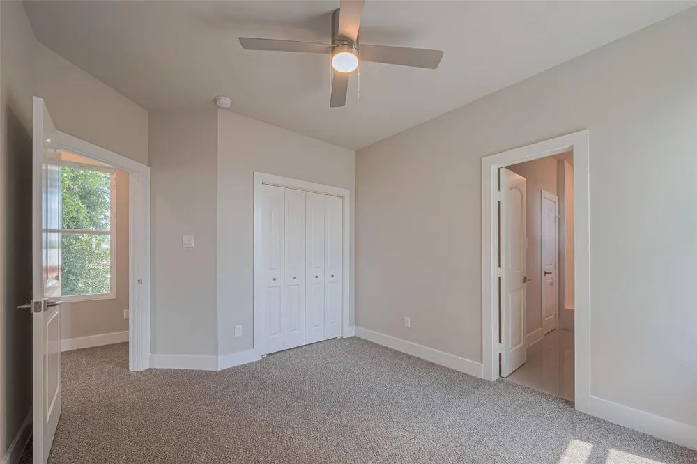 7207 Force Street Houston, TX 77020