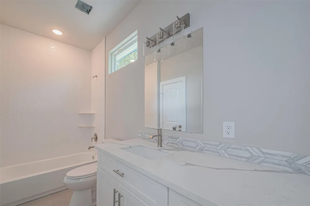 7207 Force Street Houston, TX 77020