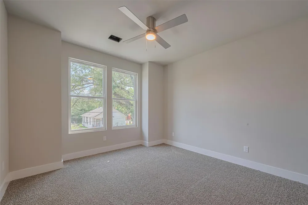 7207 Force Street Houston, TX 77020