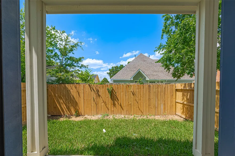 7207 Force Street Houston, TX 77020