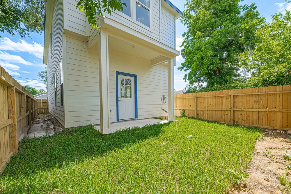 7207 Force Street Houston, TX 77020