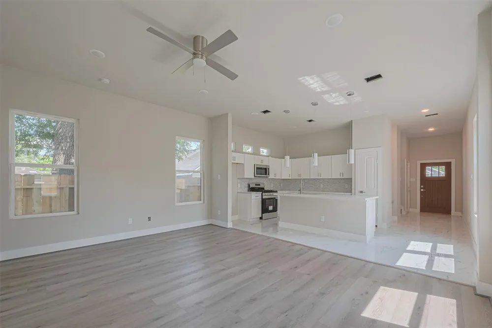 7207 Force Street Houston, TX 77020