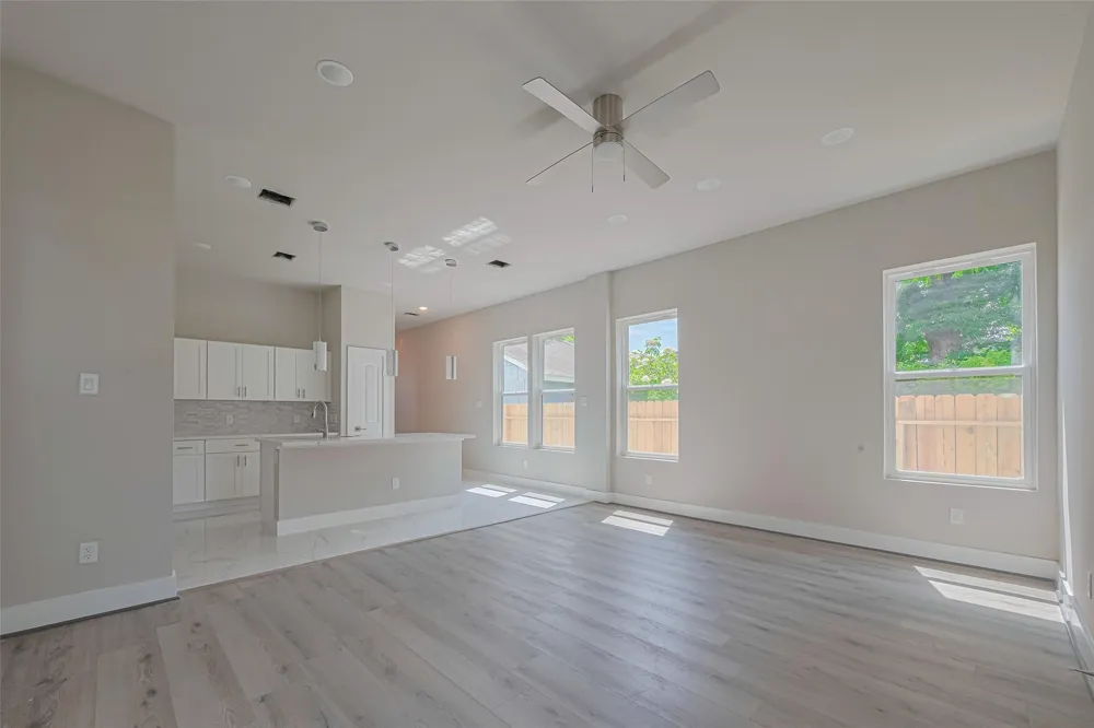 7207 Force Street Houston, TX 77020