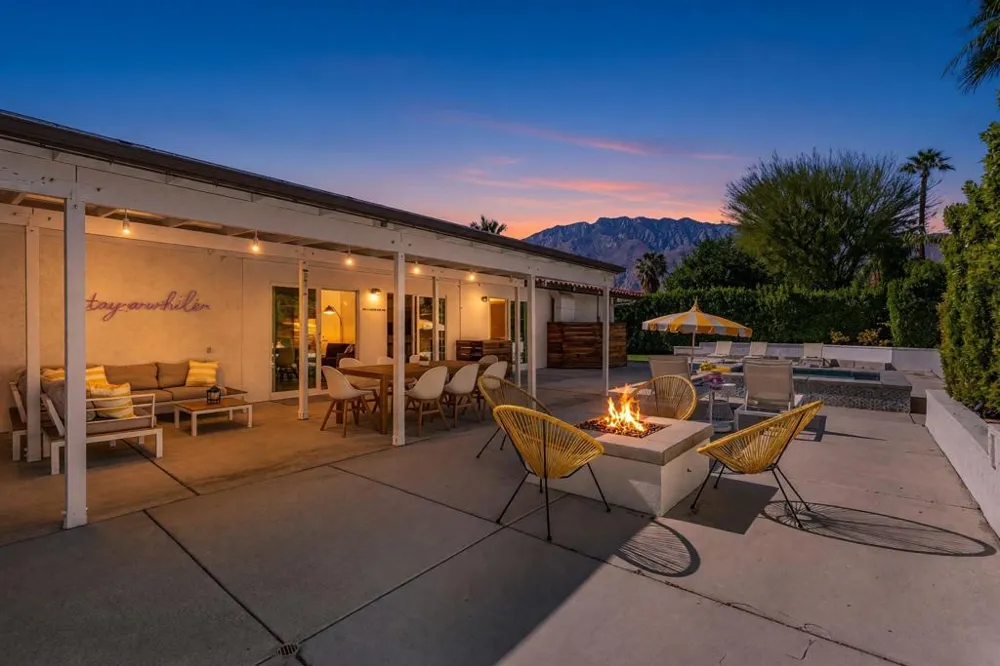 1184 E Pajaro Road Palm Springs, CA 92262