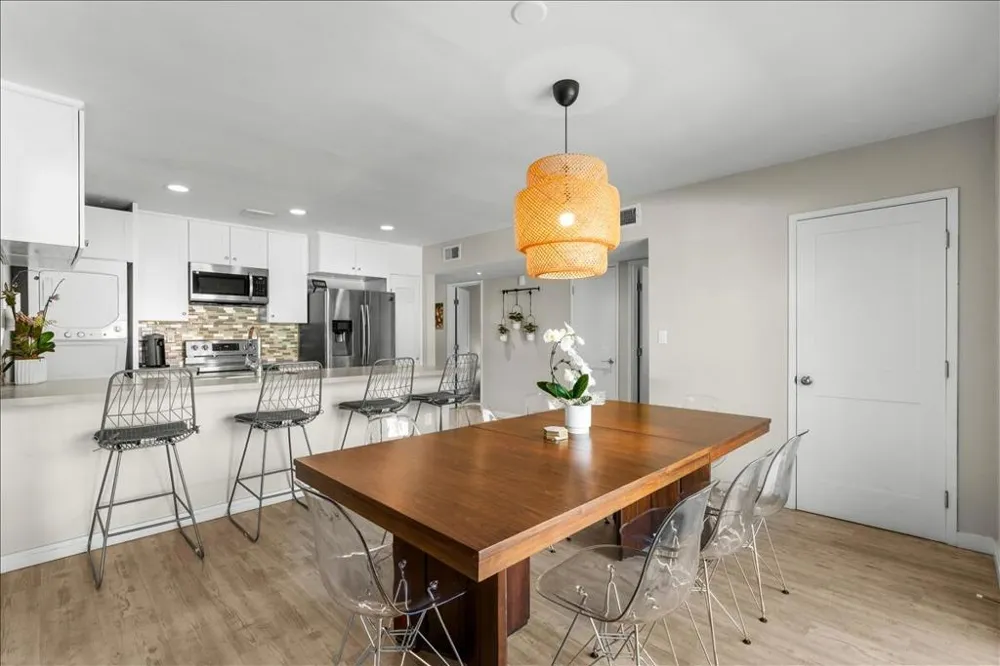 1184 E Pajaro Road Palm Springs, CA 92262