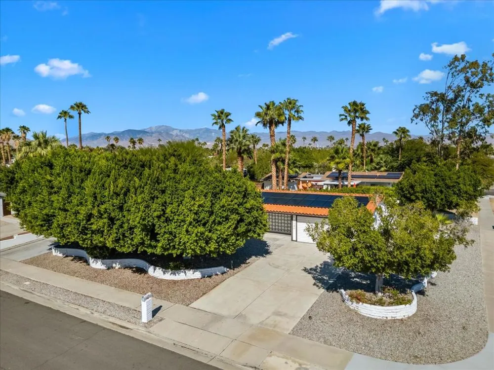 1184 E Pajaro Road Palm Springs, CA 92262