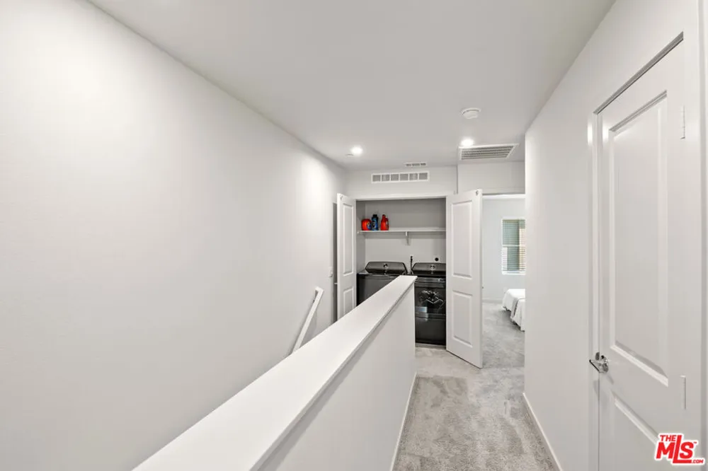 126 Dove Lndg Covina, CA 91722