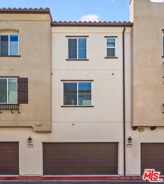 126 Dove Lndg Covina, CA 91722