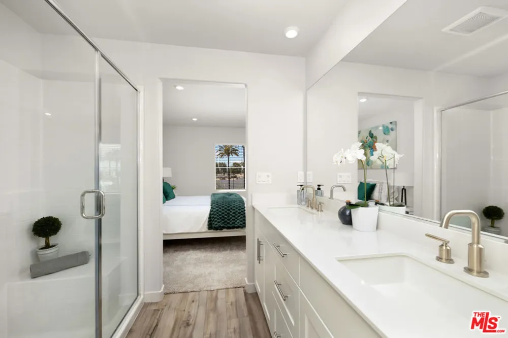 126 Dove Lndg Covina, CA 91722