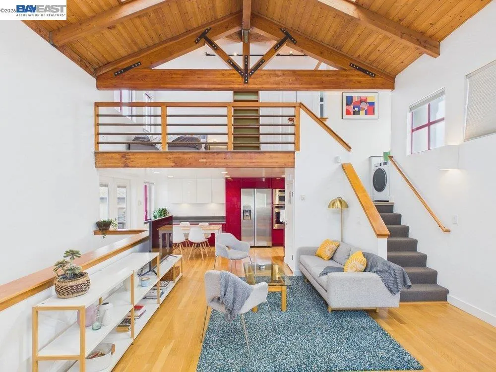 2932 Filbert St Oakland, CA 94608