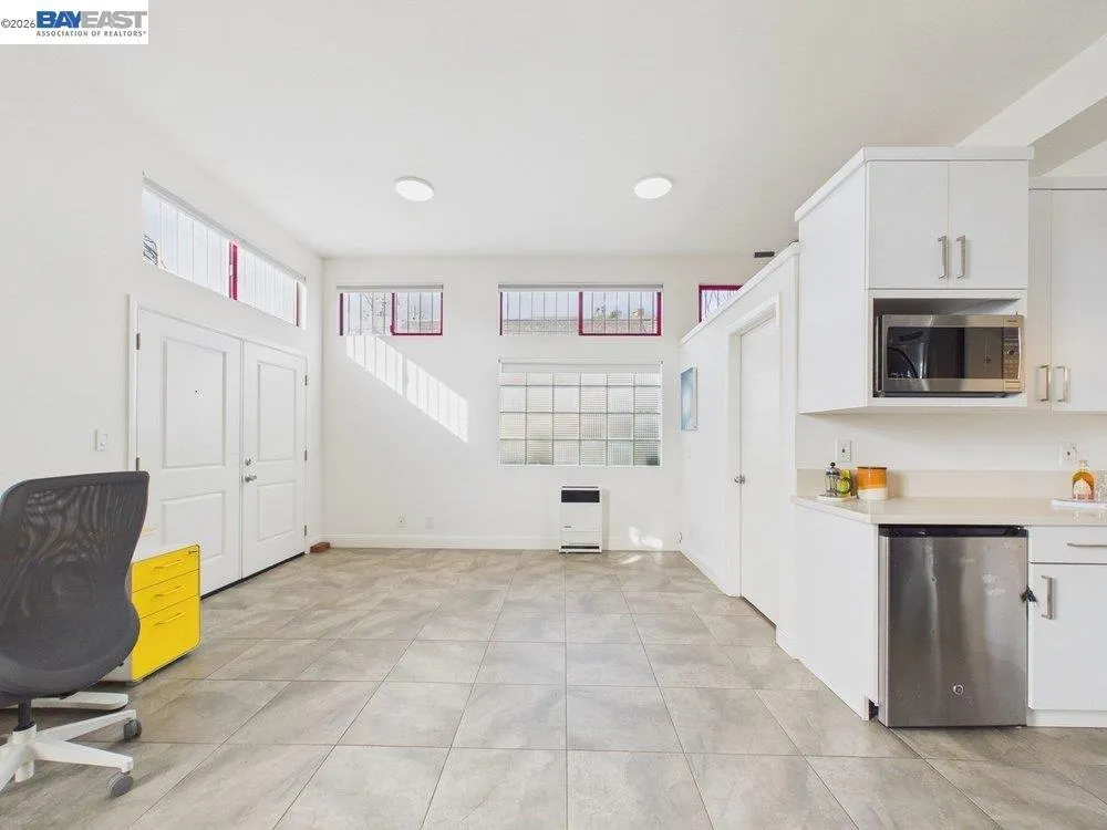 2932 Filbert St Oakland, CA 94608