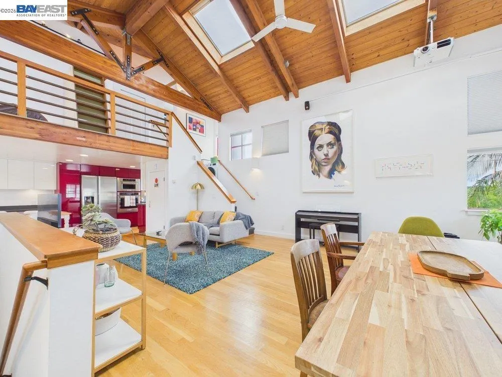 2932 Filbert St Oakland, CA 94608