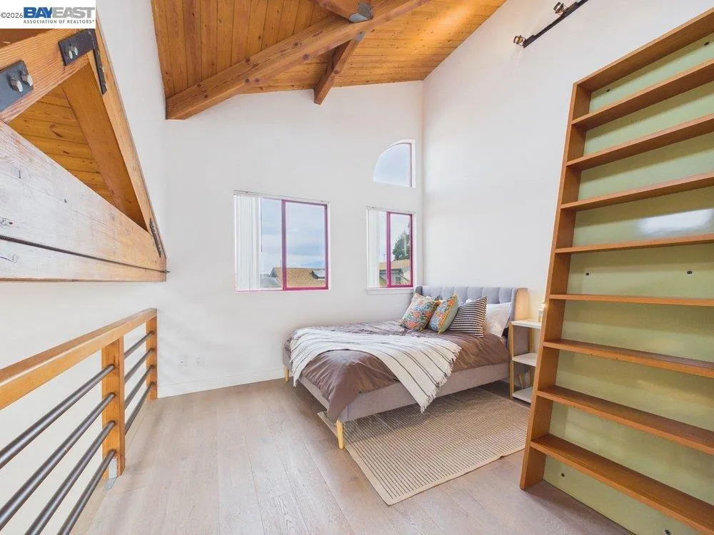 2932 Filbert St Oakland, CA 94608