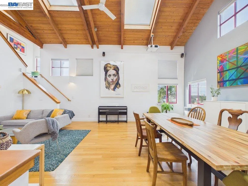 2932 Filbert St Oakland, CA 94608