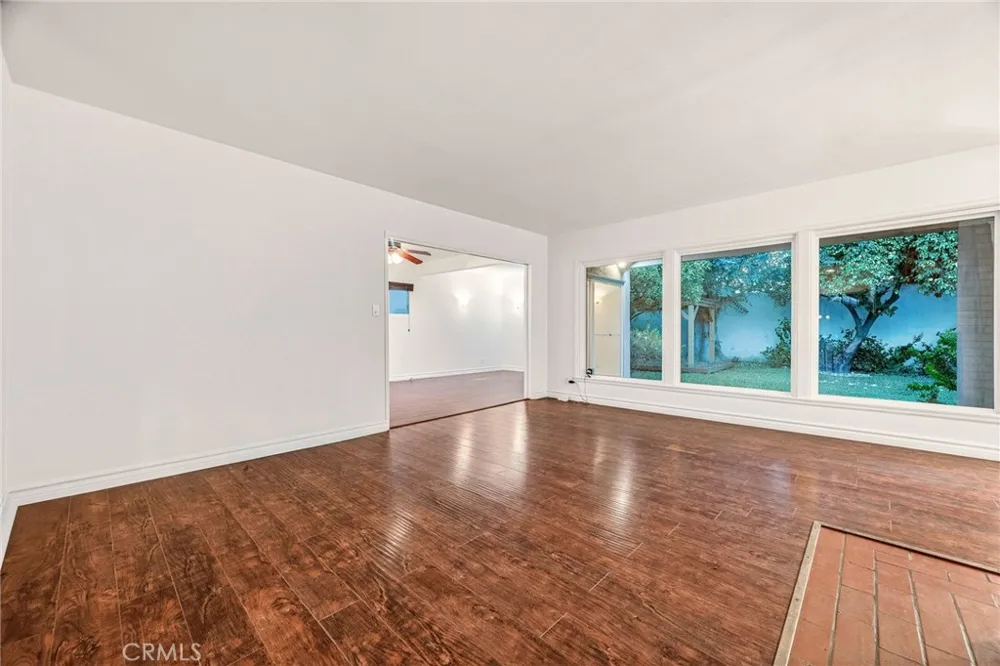 6928 Vanscoy North Hollywood, CA 91605
