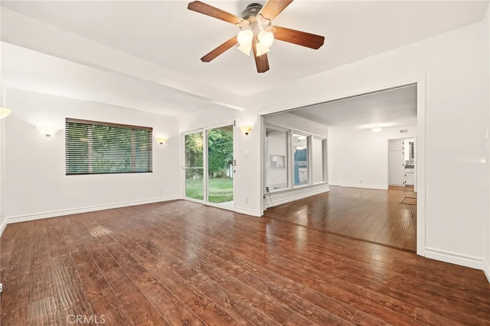 6928 Vanscoy North Hollywood, CA 91605