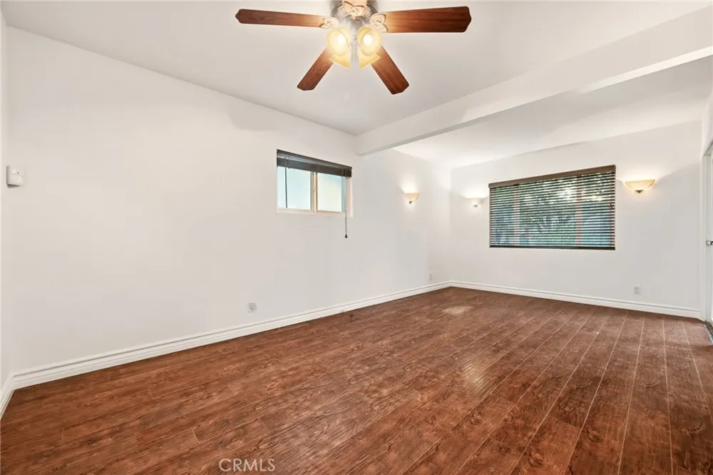 6928 Vanscoy North Hollywood, CA 91605