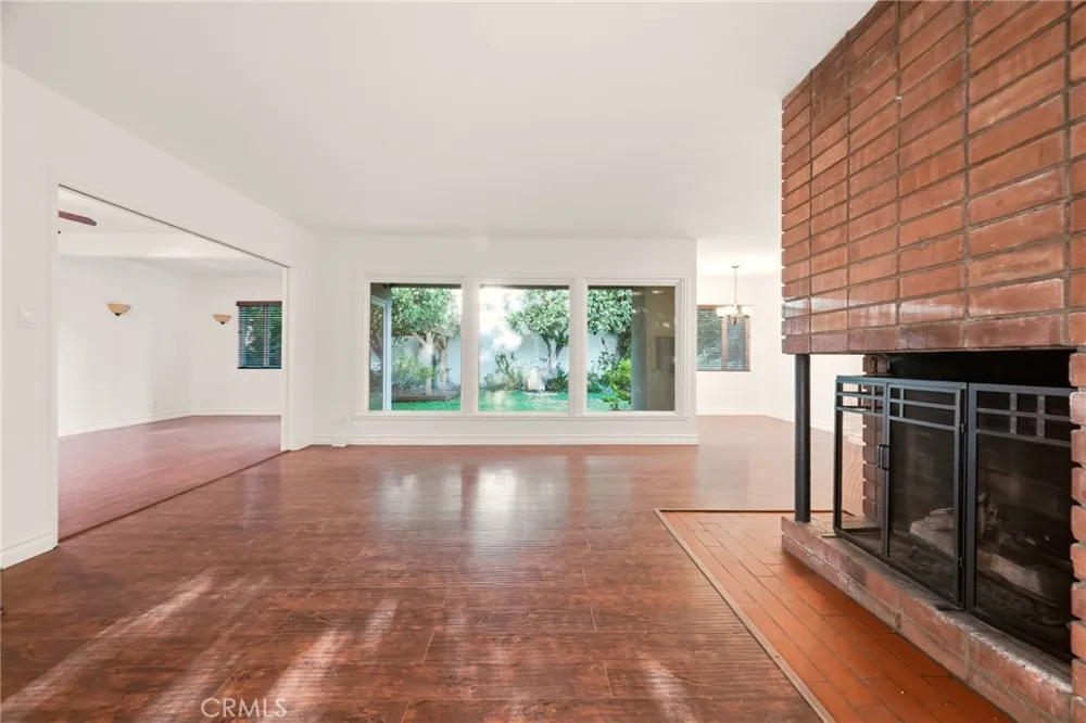 6928 Vanscoy North Hollywood, CA 91605